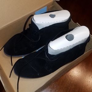 Tom's Size 7 Booties